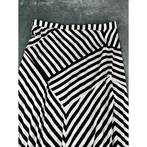 Women’s NWT Design History Black & White Diagonal Stripe Maxi Skirt Size Missy/L - Picture 5 of 9